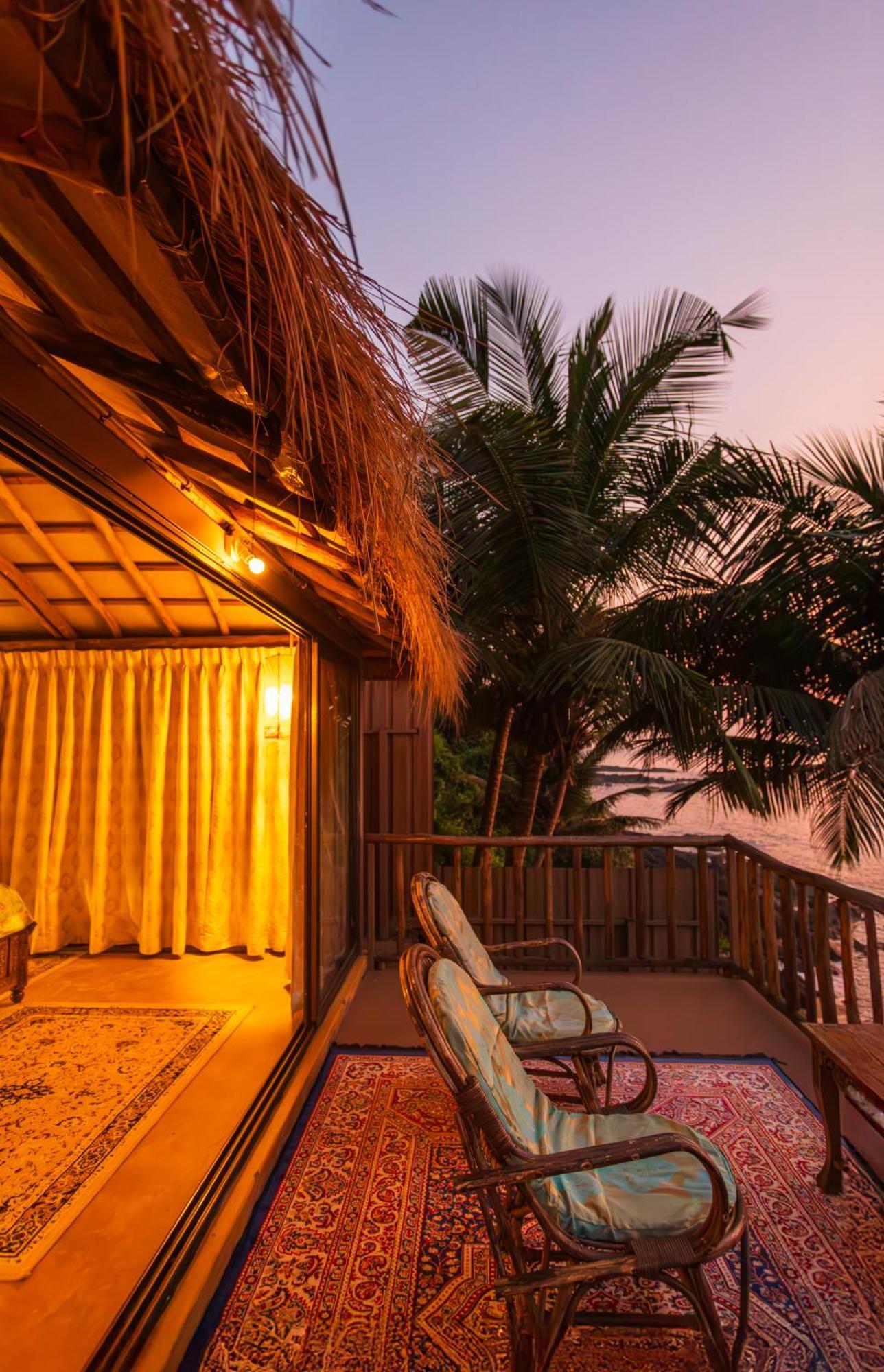 Dwarka Goa Holiday park Cola